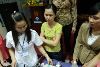 HV-Tập huấn đào tạo sử dụng Máy điện tim cho điều dưỡng, y sỹ, KTV, nữ hộ sinh.