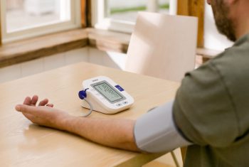 Những điều cần biết khi sử dụng máy đo huyết áp kỹ thuật số