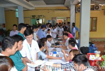 Hơn 200 Y Bác sĩ BVĐK Hùng Vương tham gia hiến máu cứu người