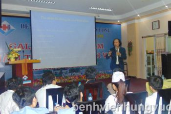 Hội thảo Nghệ thuật giao tiếp giữa người thầy thuốc với bệnh nhân