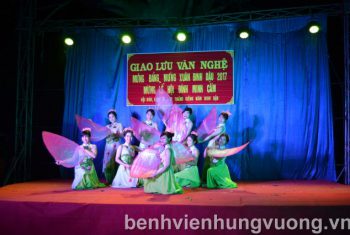 BVĐK Hùng Vương tham giao lưu tại gia lễ hội Đình làng Minh Cầm