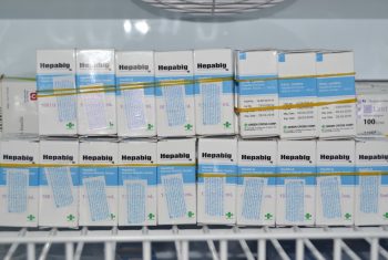 [Inforgraphics]: Kháng kháng sinh lan truyền như thế nào?