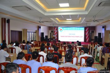 BVĐK Hùng Vương tập huấn kiến thức pháp luật cho nhân viên y tế