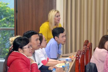 BVĐK Hùng Vương Đào tạo tiếng anh cho nhân viên y tế