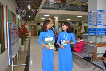 …Một nửa thế giới là phụ nữ