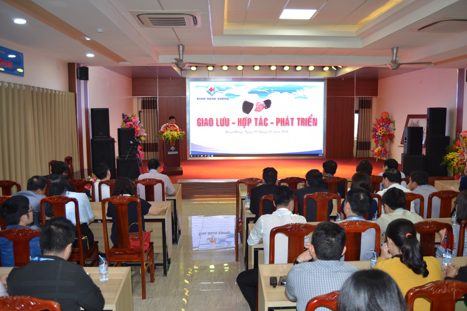 hoi nghi doi tac nha phan phoi 4
