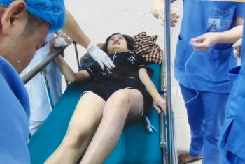 Mổ cấp cứu bệnh nhân 19  tuổi sau tai nạn giao thông.