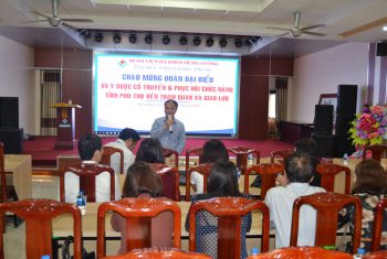 BV Y Dược Cổ Truyền & Phục Hồi Chức Năng tỉnh Phú Thọ giao lưu, trao đổi kinh nghiệm khám, chữa bệnh với BVĐK Hùng Vương