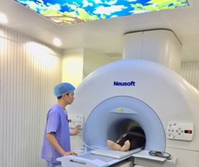 Bệnh nhân 78 tuổi phát hiện u não nhờ chụp cộng hưởng từ MRI.