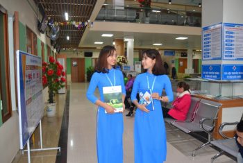 Chăm sóc khách hàng tại Bệnh viện đa khoa Hùng Vương.