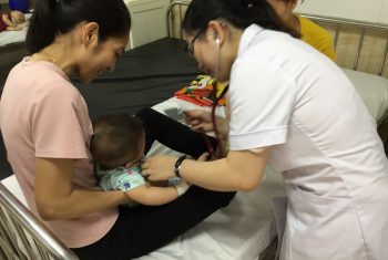 Phòng 5 bệnh trẻ dễ mắc vào mùa hè.