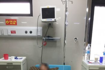 Ngộ độc nặng sau ăn canh nấm.