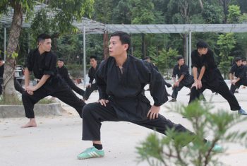 Người làm ngành y luyện… võ