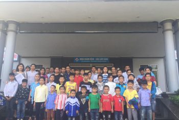 Đồng hành cùng Tổ chức Good Neighbors Sơn Dương chăm sóc sức khỏe trẻ em.