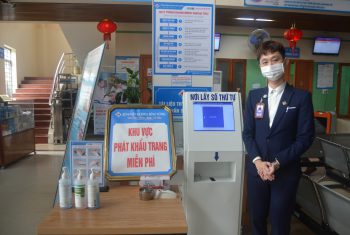 Đừng vì COVID-19 mà không đến viện khám bệnh