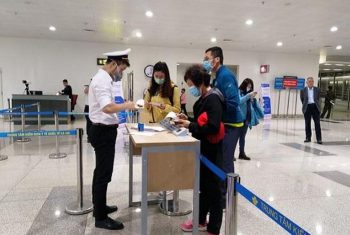 Từ 0h ngày 29/2, người nhập cảnh đến từ hoặc đi qua Iran và Ý phải khai báo y tế