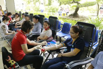 Ngày hội hiến máu "Giọt hồng đất bưởi" tại Bệnh viện đa khoa Hùng Vương