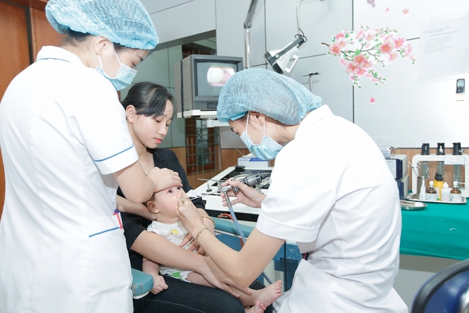 BVĐK Hùng Vương với đội ngũ y, bác sỹ giỏi chuyên môn thân thiện, tận tâm với bệnh nhân
