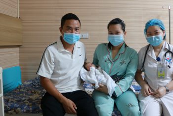 Bé sinh non 31 tuần được nuôi dưỡng thành công tại khoa Nhi