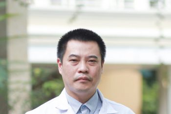 Bác sỹ Ngô Hữu Hùng