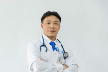 Bác sỹ Lê Văn Hợi