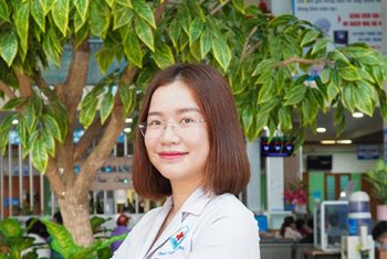 Bác Sỹ Lê Thị Yến