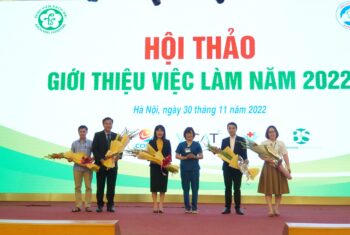 KHÔNG KHÍ VÔ CÙNG SÔI NỔI TẠI NGÀY HỘI VIỆC LÀM CỦA TRƯỜNG CAO ĐẲNG Y TẾ BẠCH MAI