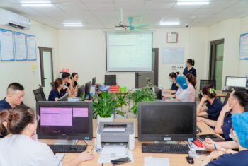 TẬP HUẤN GHI CHÉP HỒ SƠ BỆNH ÁN THEO THÔNG TƯ 32 – HƯỚNG ĐẾN CHẤT LƯỢNG VÀ CHUYÊN NGHIỆP TRONG CHĂM SÓC NGƯỜI BỆNH