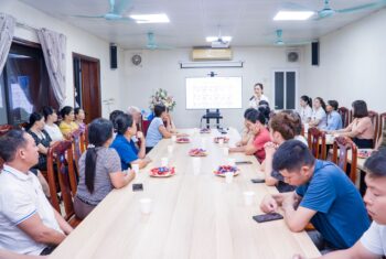 HỌP HỘI ĐỒNG NGƯỜI BỆNH – LẮNG NGHE ĐỂ CHĂM SÓC TỐT HƠN