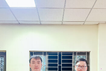 Song song với các hoạt động thể thao sôi nổi, Giải cầu lông đôi nam và Giải cờ tướng trong chuỗi kỷ niệm 15 năm thành lập Hệ thống Y tế Hùng Vương cũng đã khép lại với nhiều trận đấu hấp dẫn và giàu kịch tính.