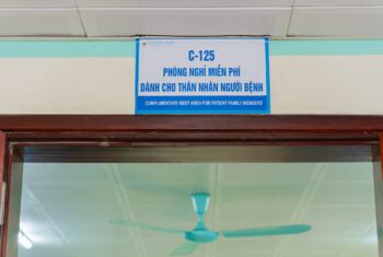 Triển khai phòng nghỉ miễn phí cho thân nhân bệnh nhân Khoa Hồi sức cấp cứu