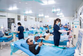 Giữa mùa Xuân đoàn viên, Đơn nguyên Thận nhân tạo vẫn vững nhịp vì người bệnh