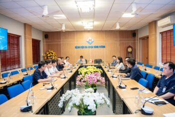 Bệnh viện Đa khoa Hùng Vương làm việc với Philips Việt Nam, trao đổi công nghệ MRI 3.0 Tesla