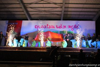 Bệnh Viện Hùng Vương tham gia Giao lưu văn nghệ kỷ niệm 70 năm Ngày thành lập Quân đội nhân dân Việt Nam.