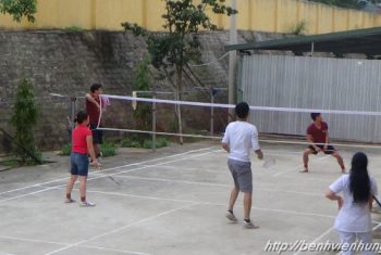 HV-Khai mạc giải cầu lông toàn viện: Phòng Khám gặp Hồi Sức Tích Cực.