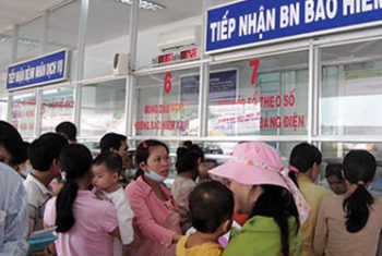 Hàng trăm nghìn người "gánh" chi phí y tế “thảm họa”