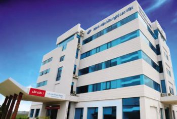 BV Lạc Việt thăm và trao đổi kinh nghiệm trong hoạt động quản lý, khám chữa bệnh với BV Hùng Vương.