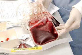 Chấn động hai bệnh nhân bị truyền máu nhiễm HIV
