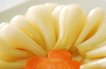 Hành, kiệu ngâm chua để được bao lâu?