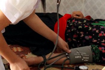 Nhiễm khuẩn bệnh viện phần lớn là từ bàn tay các nhân viên y tế