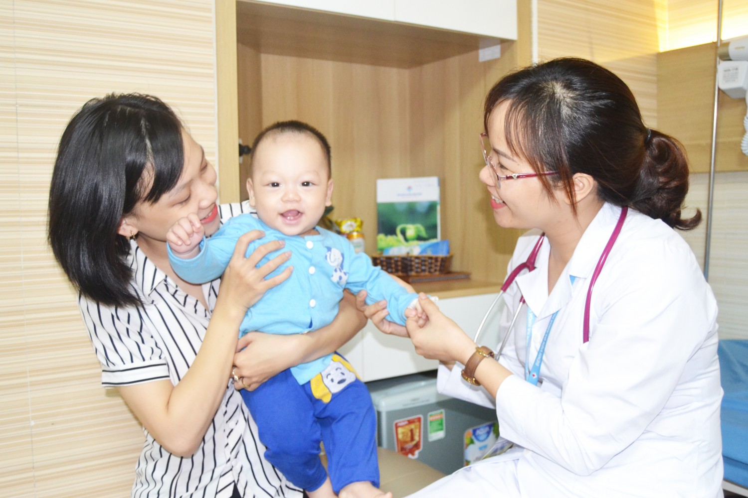 Chuyên khoa Nhi – Khoa Nội nhi đông y Bệnh viện đa khoa Hùng Vương