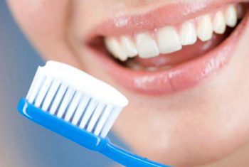 Những thói quen xấu cần bỏ để có hàm răng trắng khỏe