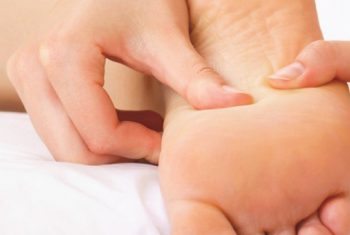 Xoa bóp – bấm huyệt vùng chân: Những sự kỳ diệu không ngờ!